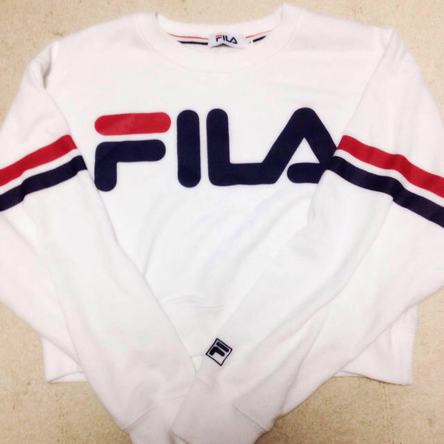 FILA(フィラ)のFILAショート丈トレーナー レディースのトップス(トレーナー/スウェット)の商品写真