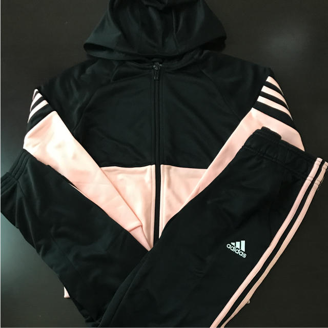 130㎝ adidas キッズ ジャージ上下セット ブラック×ピンク