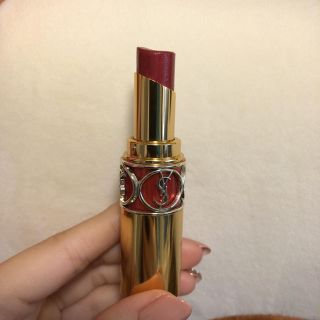 イヴサンローランボーテ(Yves Saint Laurent Beaute)のルージュ ヴォリュプテ シャイン 29(口紅)