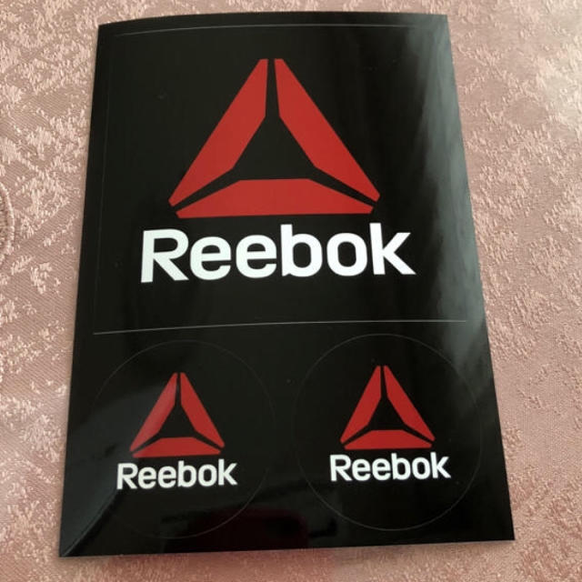 Reebok(リーボック)のReebok ステッカー ハンドメイドの文具/ステーショナリー(しおり/ステッカー)の商品写真