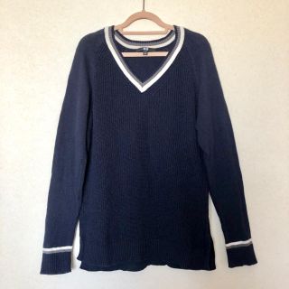 ユニクロ(UNIQLO)のVネックニットプルオーバー(ニット/セーター)