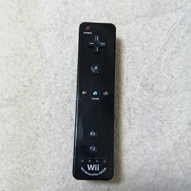 任天堂(ニンテンドウ)のWIIモーションプラス エンタメ/ホビーのゲームソフト/ゲーム機本体(家庭用ゲーム機本体)の商品写真