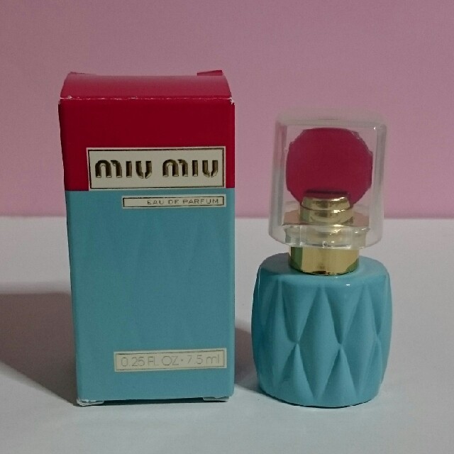miumiu - ♥香水 ミュウミュウ オードパルファム 7.5ml♥の通販 by ローズ&チューリップ｜ミュウミュウならラクマ