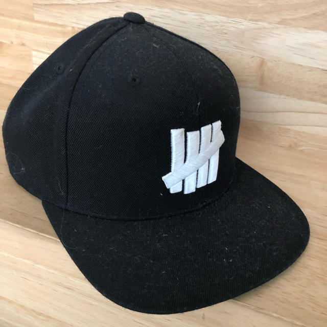 UNDEFEATED(アンディフィーテッド)のundefeated キャップ メンズの帽子(キャップ)の商品写真