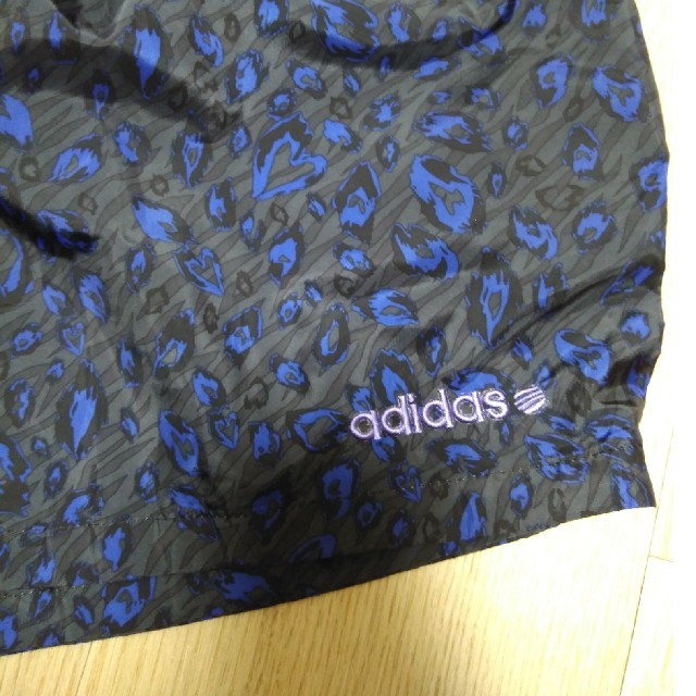 adidas(アディダス)のaddidas NEOショートパンツ レディースのパンツ(ショートパンツ)の商品写真