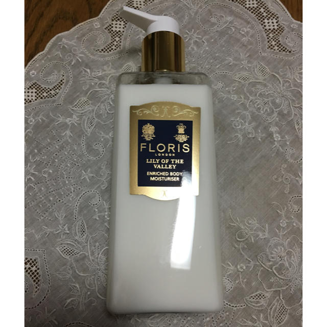 FLORIS リリーオブザバレー ボディミルク コスメ/美容のボディケア(ボディローション/ミルク)の商品写真