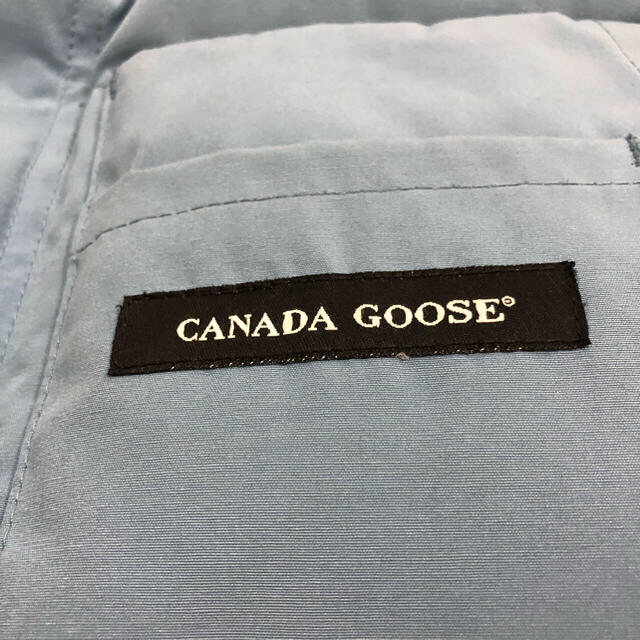 CANADA GOOSE(カナダグース)のカナダグース ダウンベスト メンズのジャケット/アウター(ダウンベスト)の商品写真