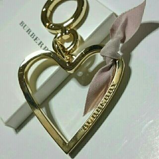 バーバリー(BURBERRY)の♥人気♥ BURBERRY ハート チャーム♥(チャーム)