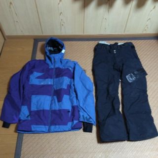 デサント(DESCENTE)のデサント エーセブン メンズ スノボ ウェア 上下セット(ウエア/装備)