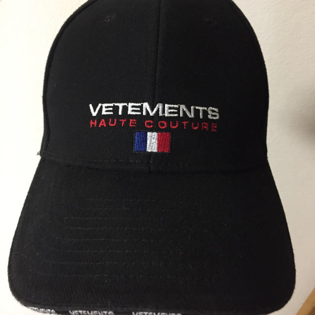 VETEMENTS キャップ メンズの帽子(キャップ)の商品写真