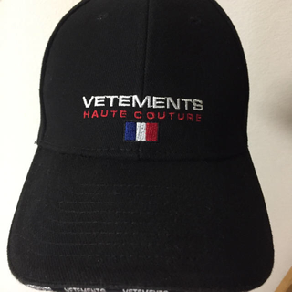 VETEMENTS キャップ(キャップ)