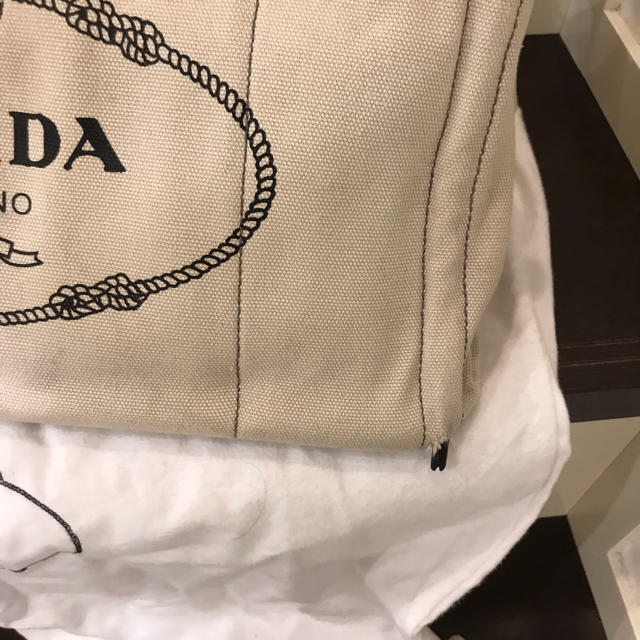 PRADA(プラダ)のPRADA カナパ L レディースのバッグ(トートバッグ)の商品写真