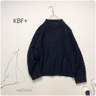 ケービーエフプラス(KBF+)のKBF+ . ななめ畦編み モックネック リブ ニット(ニット/セーター)