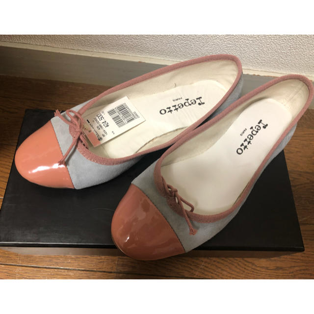 新品タグレペット バレーシューズsize36 1/2