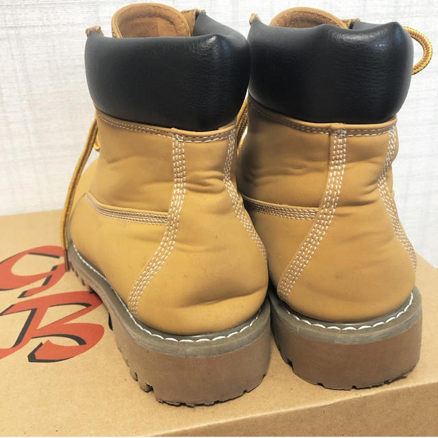 Timberland(ティンバーランド)のティンバーランド風 ショートブーツ イエロー レディースの靴/シューズ(ブーツ)の商品写真