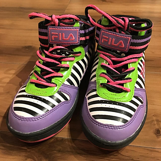 FILA(フィラ)のFIlA スニーカー 19㎝ キッズ/ベビー/マタニティのキッズ靴/シューズ(15cm~)(スニーカー)の商品写真