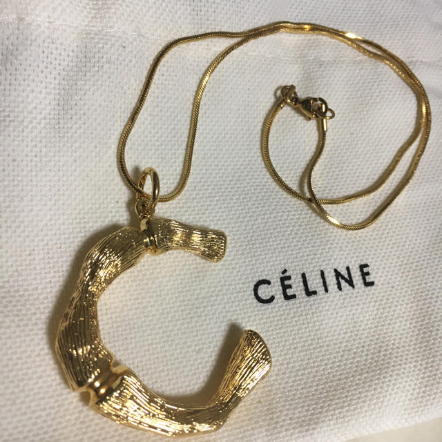 celine(セリーヌ)の新品 celine  アルファベット チェーン付き レディースのアクセサリー(ネックレス)の商品写真