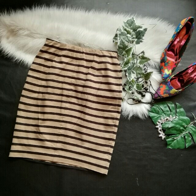 Abahouse Devinette(アバハウスドゥヴィネット)の♪アバハウス♪devinette♪日本製ポンチボーダースカート♪ZARA♡any レディースのスカート(ミニスカート)の商品写真