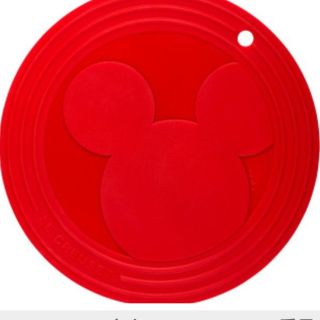 ルクルーゼ(LE CREUSET)のル・クルーゼ×ミッキーマウス　鍋じき【新品・未使用】(収納/キッチン雑貨)