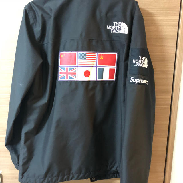 シュプリーム ノースフェイス Suprem 国旗 正規品 流行 50.0%OFF