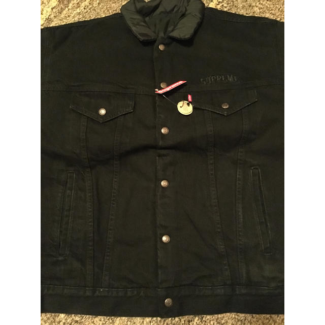 SUPREME Levis Quilted Reversible Trucker