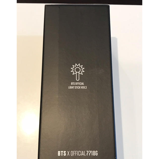 防弾少年団(BTS)(ボウダンショウネンダン)の防弾少年団 BTS ARMY BOMB VER.3 正規品 エンタメ/ホビーの声優グッズ(ペンライト)の商品写真