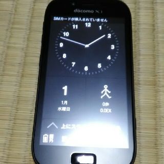 フジツウ(富士通)のdocomo らくらくスマートフォン3 F-06F ブラック(スマートフォン本体)