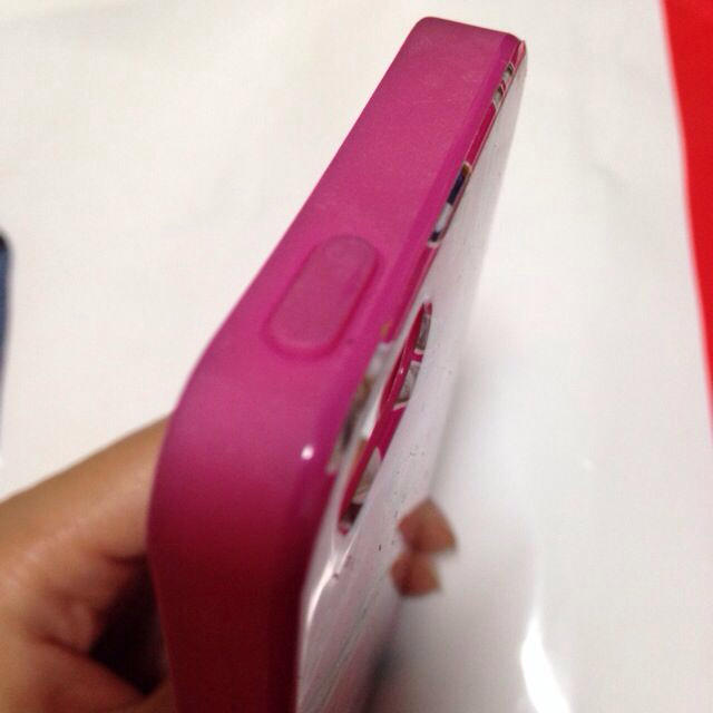 Barbie(バービー)のバービー☆iPhone5ケース スマホ/家電/カメラのスマホアクセサリー(モバイルケース/カバー)の商品写真