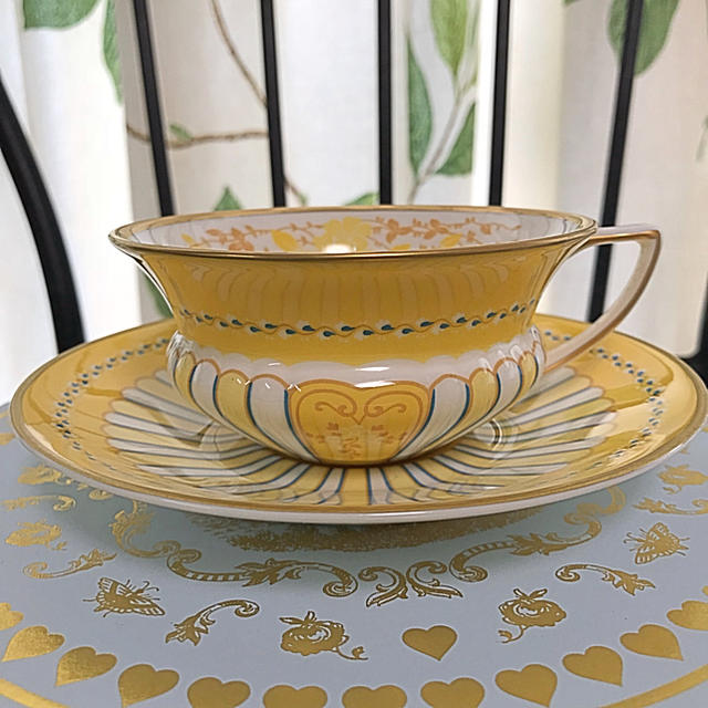 WEDGWOOD(ウェッジウッド)の新品❤︎ウェッジウッド ハーレクィーンコレクション カップ＆ソーサー インテリア/住まい/日用品のキッチン/食器(食器)の商品写真