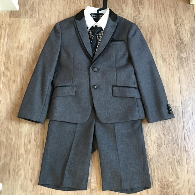 MICHIKO LONDON(ミチコロンドン)の120 MICHIKO LONDON スーツセット キッズ/ベビー/マタニティのキッズ服男の子用(90cm~)(ドレス/フォーマル)の商品写真