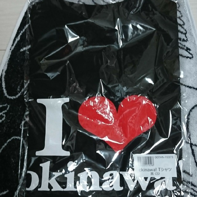 ✨namie amuro✨『Ｉ❤okinawa』Tシャツ・sizeＳ エンタメ/ホビーのタレントグッズ(ミュージシャン)の商品写真