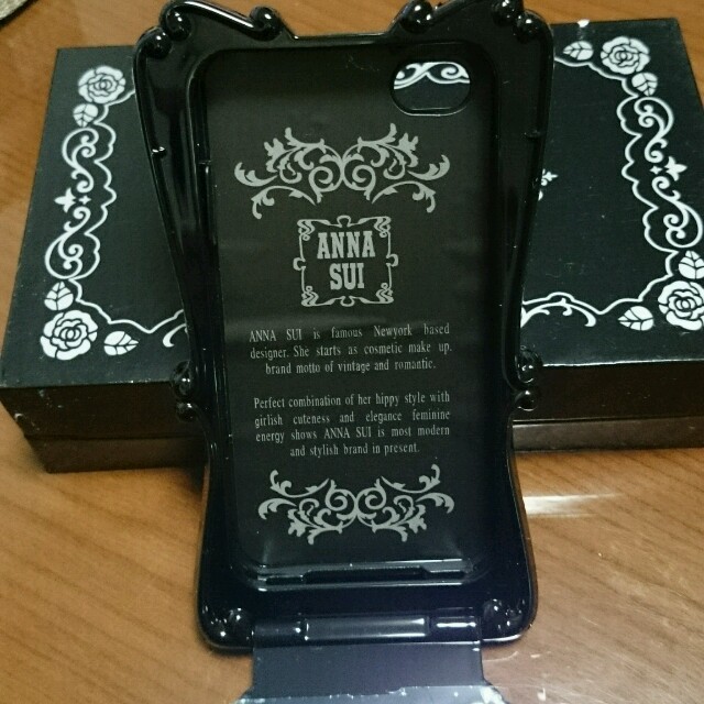 ANNA SUI(アナスイ)のANNA SUI  iPhone４ｓ   スマホ/家電/カメラのスマホアクセサリー(モバイルケース/カバー)の商品写真