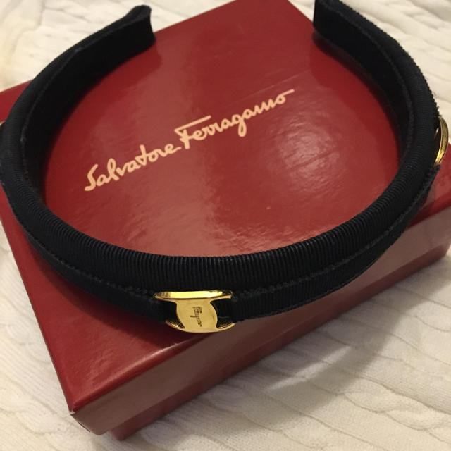 Salvatore Ferragamo(サルヴァトーレフェラガモ)のフェラガモ カチューシャ レディースのヘアアクセサリー(カチューシャ)の商品写真