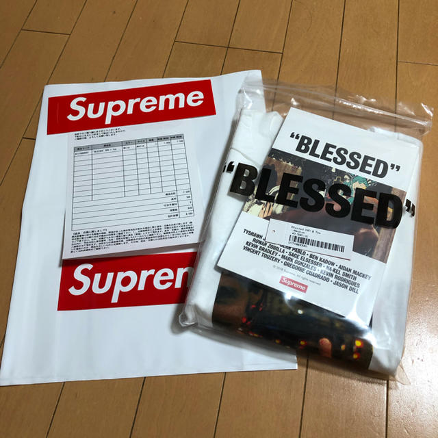 送料込 Mサイズ Supreme "BLESSED" DVD + Tee