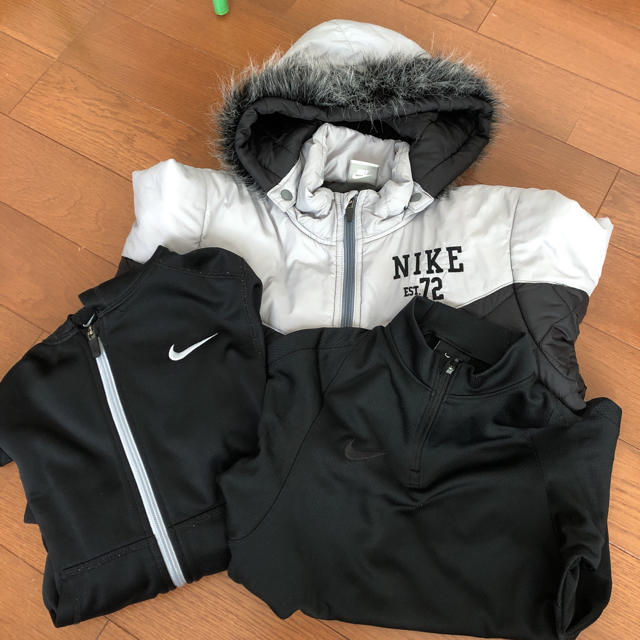 NIKE(ナイキ)のNike 130〜140センチ スポーツ/アウトドアのサッカー/フットサル(ウェア)の商品写真