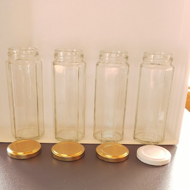 yuki様専用  瓶 5個セット ハーバリウム ハンドメイドの素材/材料(各種パーツ)の商品写真