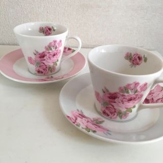 ローラアシュレイ(LAURA ASHLEY)のローラアシュレイ ペアカップセット(食器)