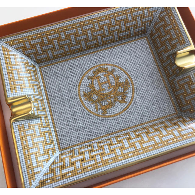 早割クーポン！ シェーヌダンクル 新品未使用 01 HERMES エルメス