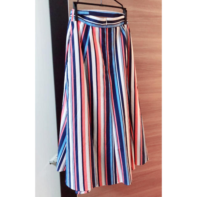 JUSGLITTY(ジャスグリッティー)のジャス♡マルチカラーストライプスカート レディースのスカート(ひざ丈スカート)の商品写真