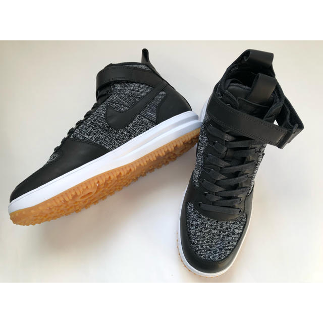 NIKE(ナイキ)のNIKE LUNAR FORCE 1 FLYKNIT WORKBOOT メンズの靴/シューズ(スニーカー)の商品写真