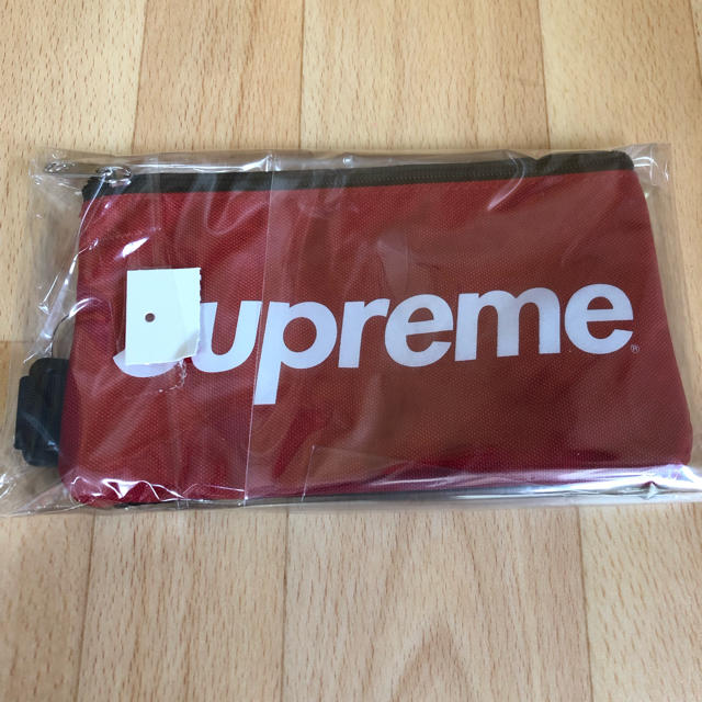 Supreme  Mobile Pouch