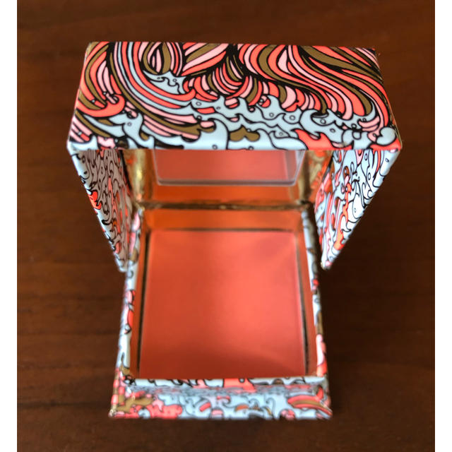 Benefit(ベネフィット)の☆さやや様へ benefit galifornia ミニサイズ  コスメ/美容のベースメイク/化粧品(チーク)の商品写真