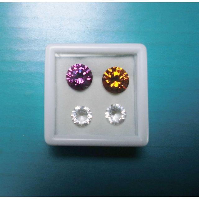 😄合成サファイア💜🧡🤍３カラー 計4ps 6.4ct ケース付 レディースのアクセサリー(その他)の商品写真