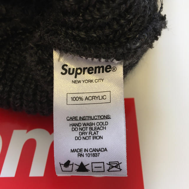 Supreme(シュプリーム)のSUPREME Small Box Logo  ニット帽 メンズの帽子(ニット帽/ビーニー)の商品写真