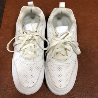 ナイキ(NIKE)のナイキ ホワイトスニーカー 24.0(スニーカー)