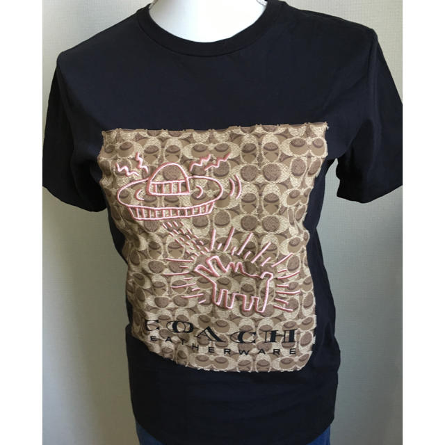 COACH(コーチ)のCOACH x Keith Haring＊コラボ シグネチャー Tシャツ レディースのトップス(Tシャツ(半袖/袖なし))の商品写真