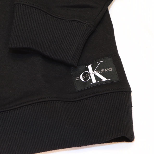 Calvin Klein(カルバンクライン)のCalvin Klein jeans "Crew Neck Traner"  メンズのトップス(スウェット)の商品写真