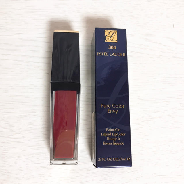 Estee Lauder(エスティローダー)のエスティーローダー リップ 新品未使用 コスメ/美容のベースメイク/化粧品(口紅)の商品写真