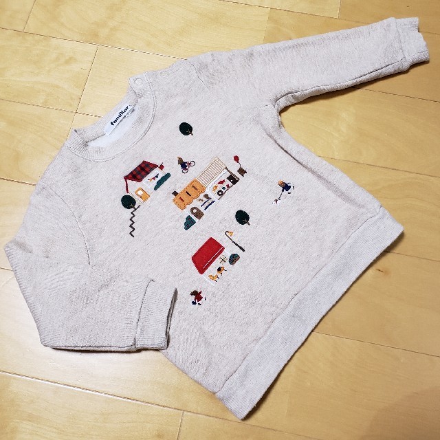 familiar(ファミリア)のfamiliar 90 裏ボア 長袖トレーナー キッズ/ベビー/マタニティのキッズ服女の子用(90cm~)(Tシャツ/カットソー)の商品写真