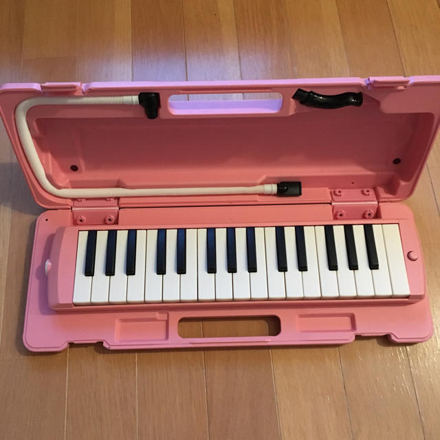 ヤマハ(ヤマハ)のピアニカ ピンク 楽器の鍵盤楽器(その他)の商品写真